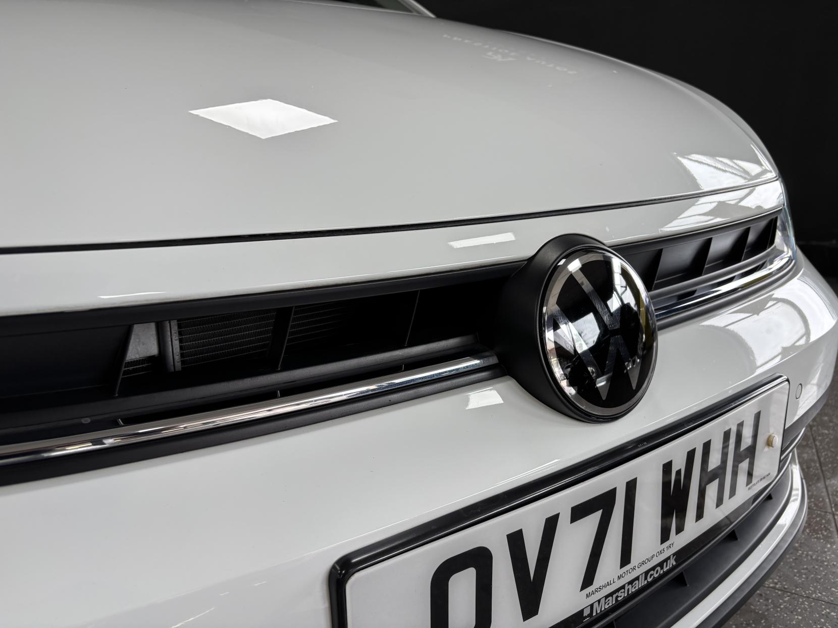 Volkswagen Polo 1.0 TSI Life Hatchback 5dr Petrol Manual Euro 6 (s/s) (95 ps)