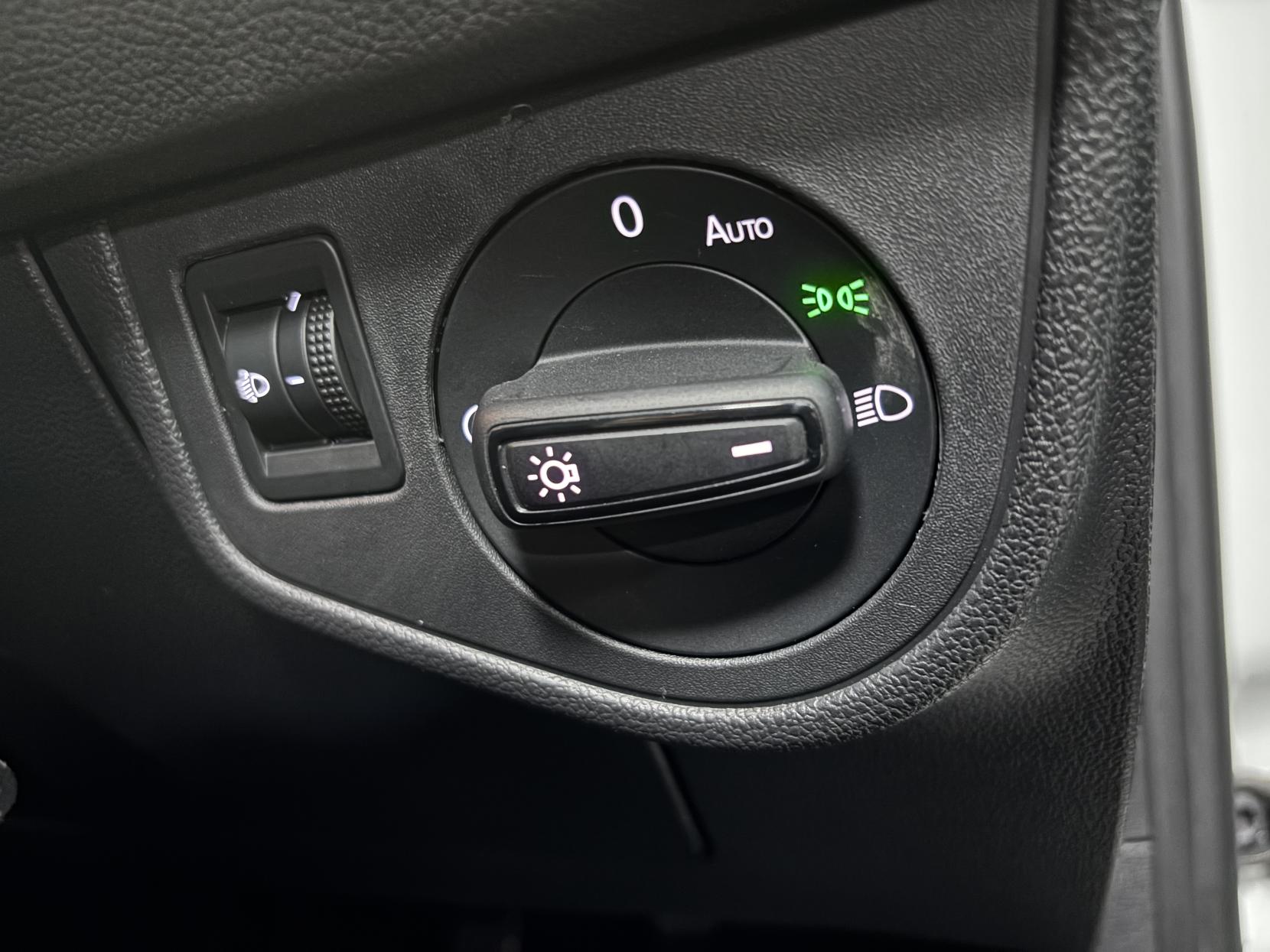 Volkswagen Polo 1.0 TSI Life Hatchback 5dr Petrol Manual Euro 6 (s/s) (95 ps)