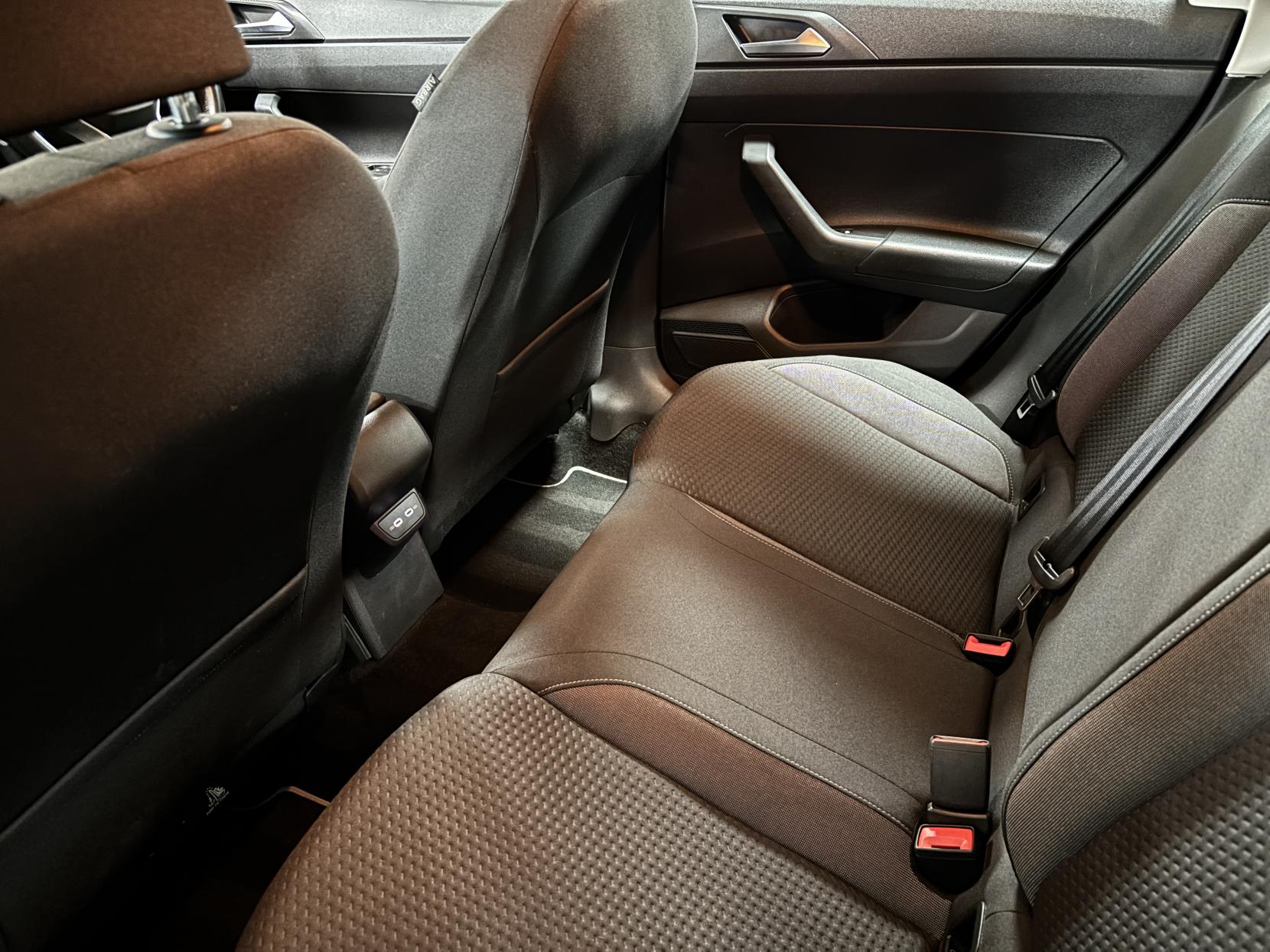 Volkswagen Polo 1.0 TSI Life Hatchback 5dr Petrol Manual Euro 6 (s/s) (95 ps)