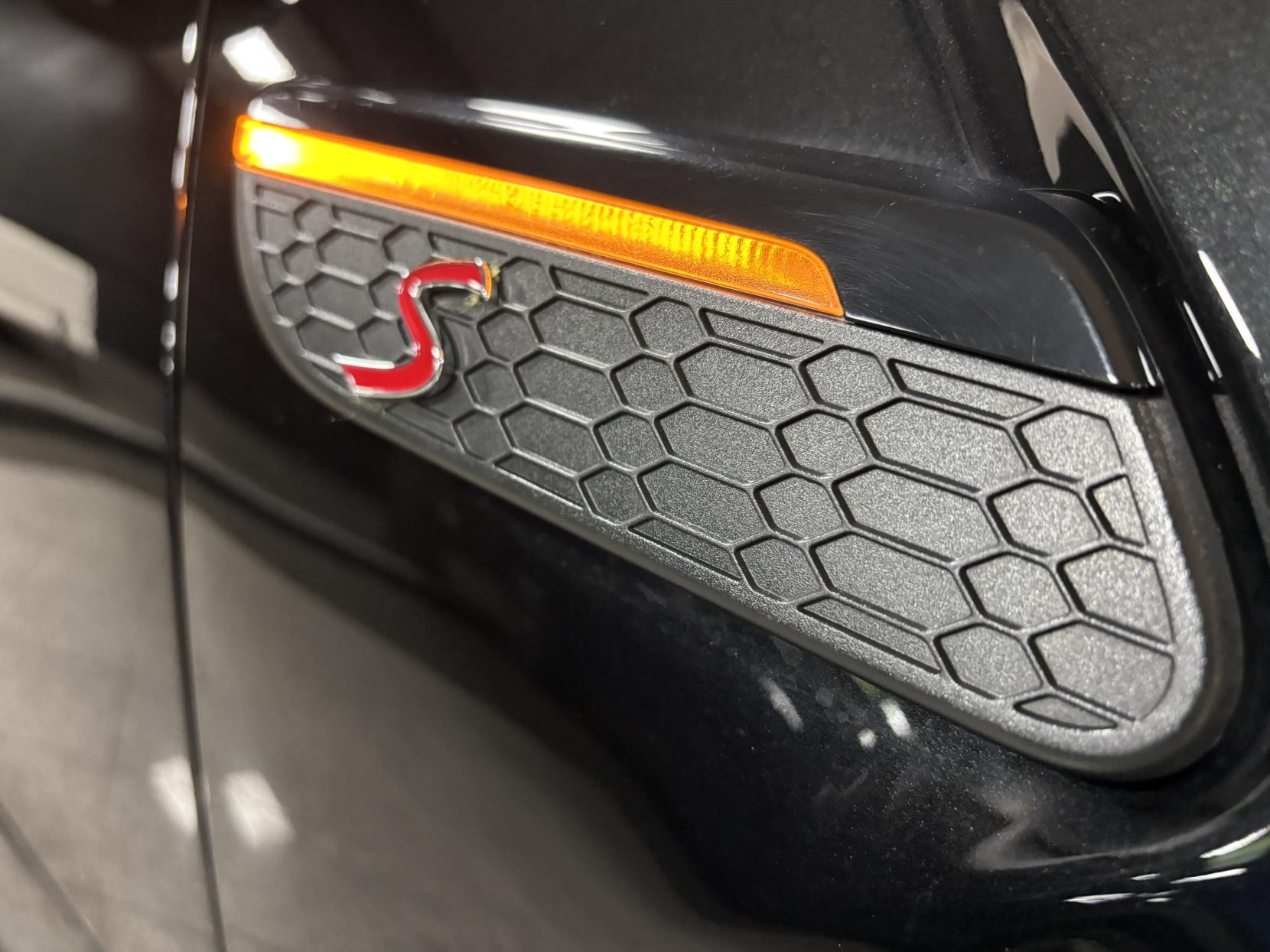 MINI Hatch 2.0 Cooper S Sport Hatchback 3dr Petrol Steptronic Euro 6 (s/s) (178 ps)