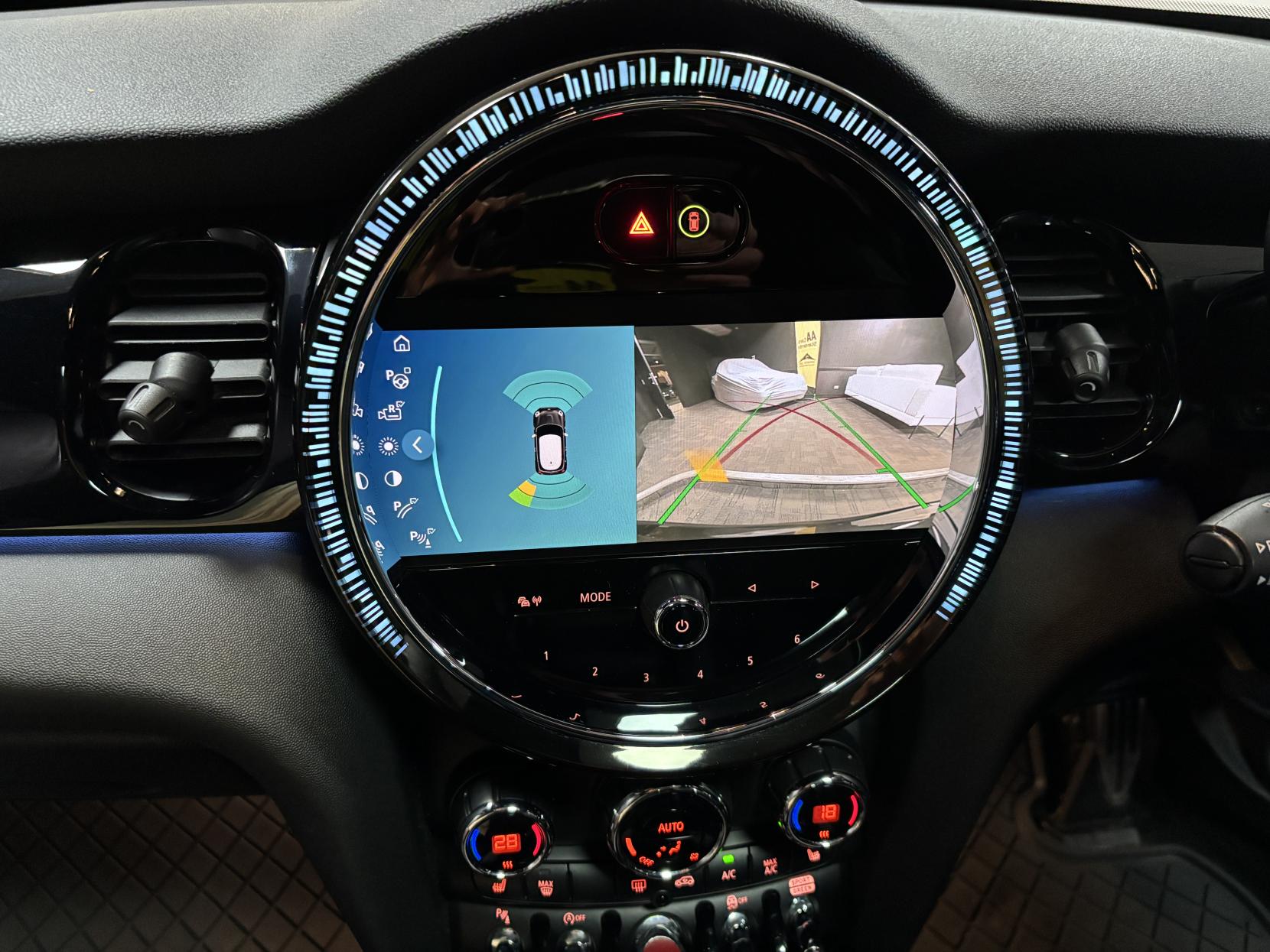 MINI Hatch 2.0 Cooper S Sport Hatchback 3dr Petrol Steptronic Euro 6 (s/s) (178 ps)