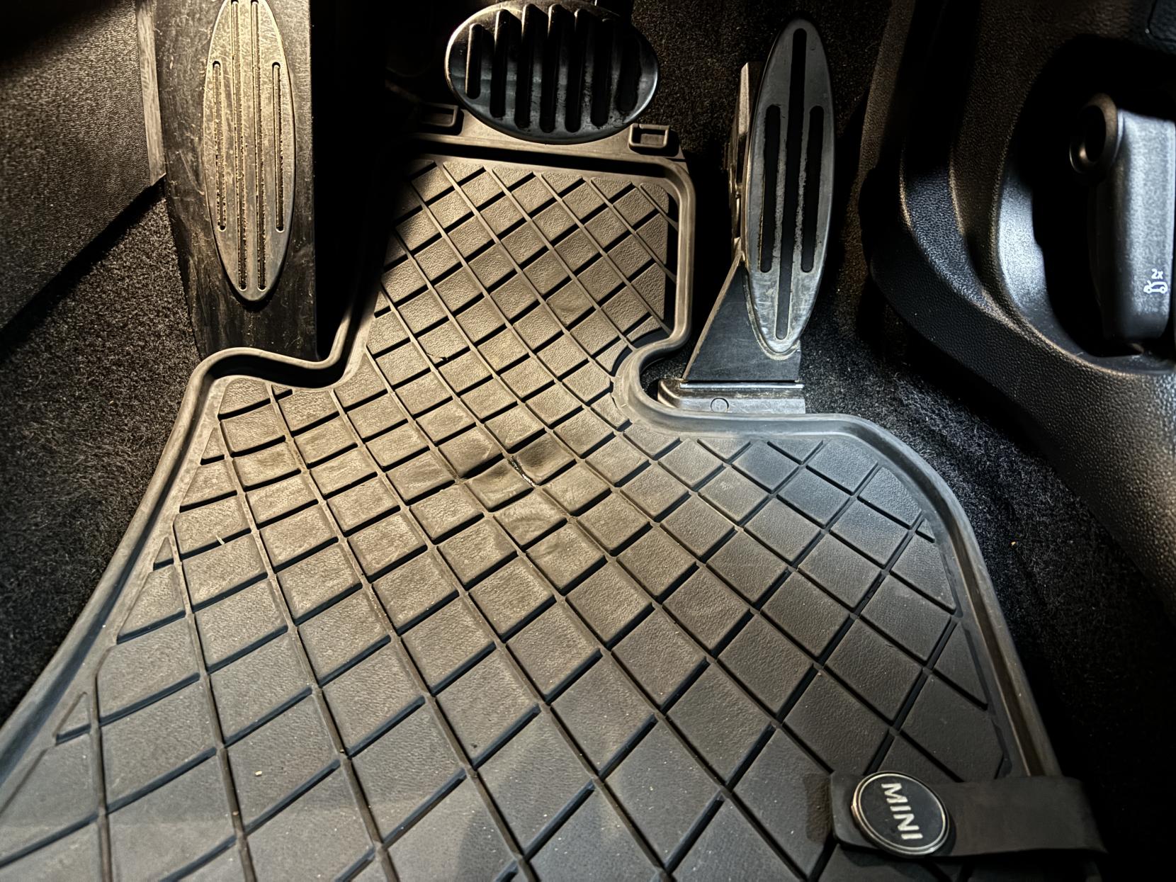 MINI Hatch 2.0 Cooper S Sport Hatchback 3dr Petrol Steptronic Euro 6 (s/s) (178 ps)