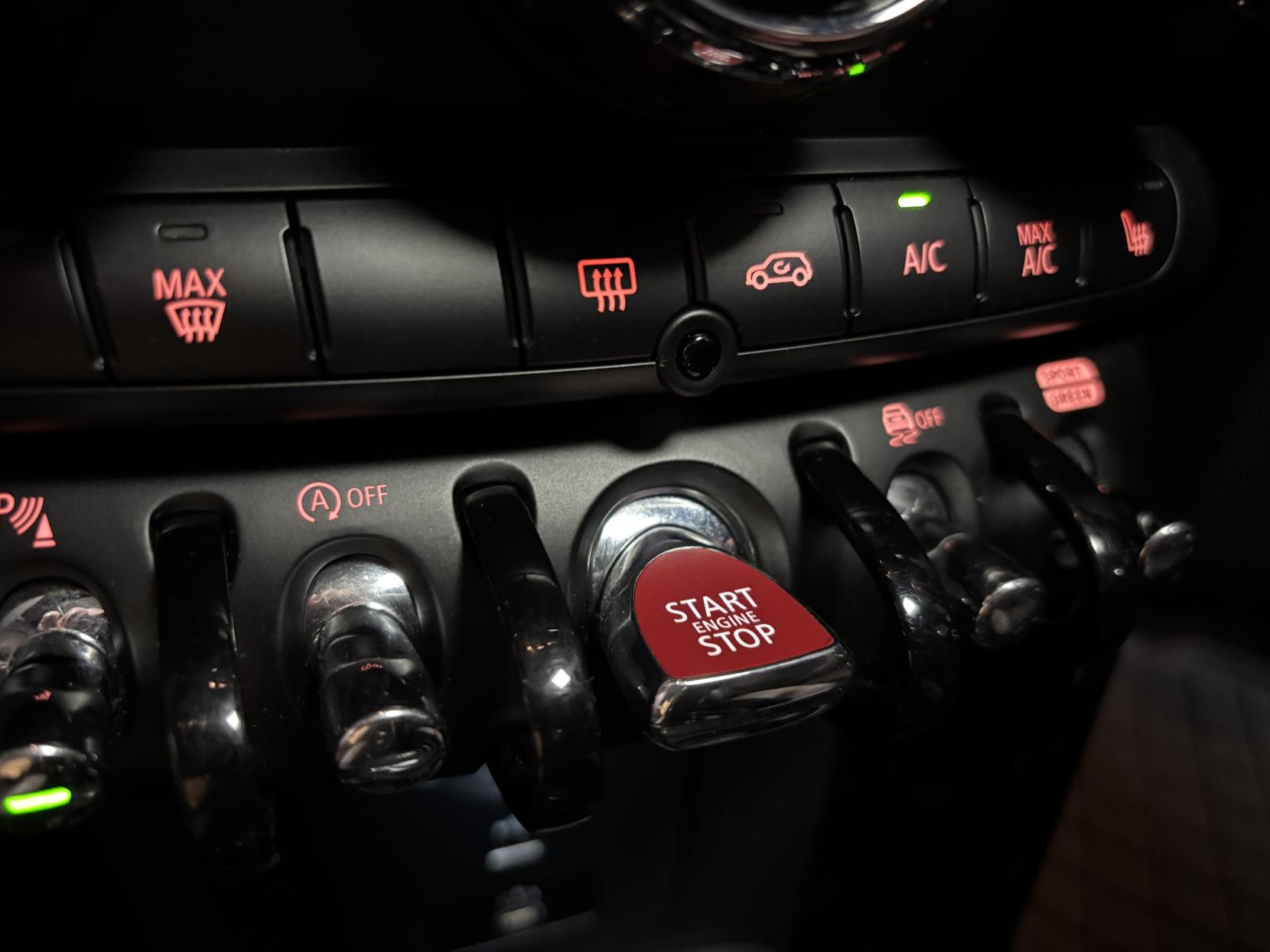 MINI Hatch 2.0 Cooper S Sport Hatchback 3dr Petrol Steptronic Euro 6 (s/s) (178 ps)