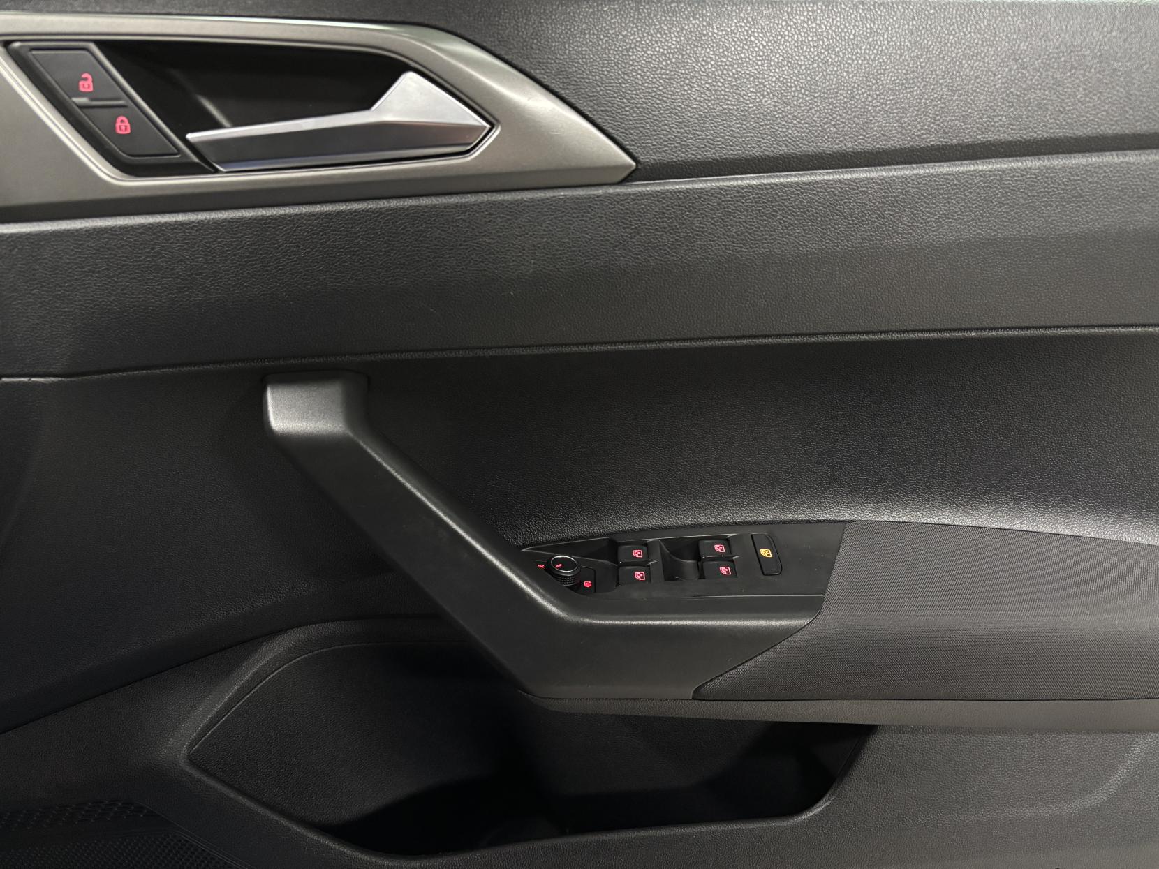 Volkswagen Polo 1.0 EVO SE Hatchback 5dr Petrol Manual Euro 6 (s/s) (65 ps)