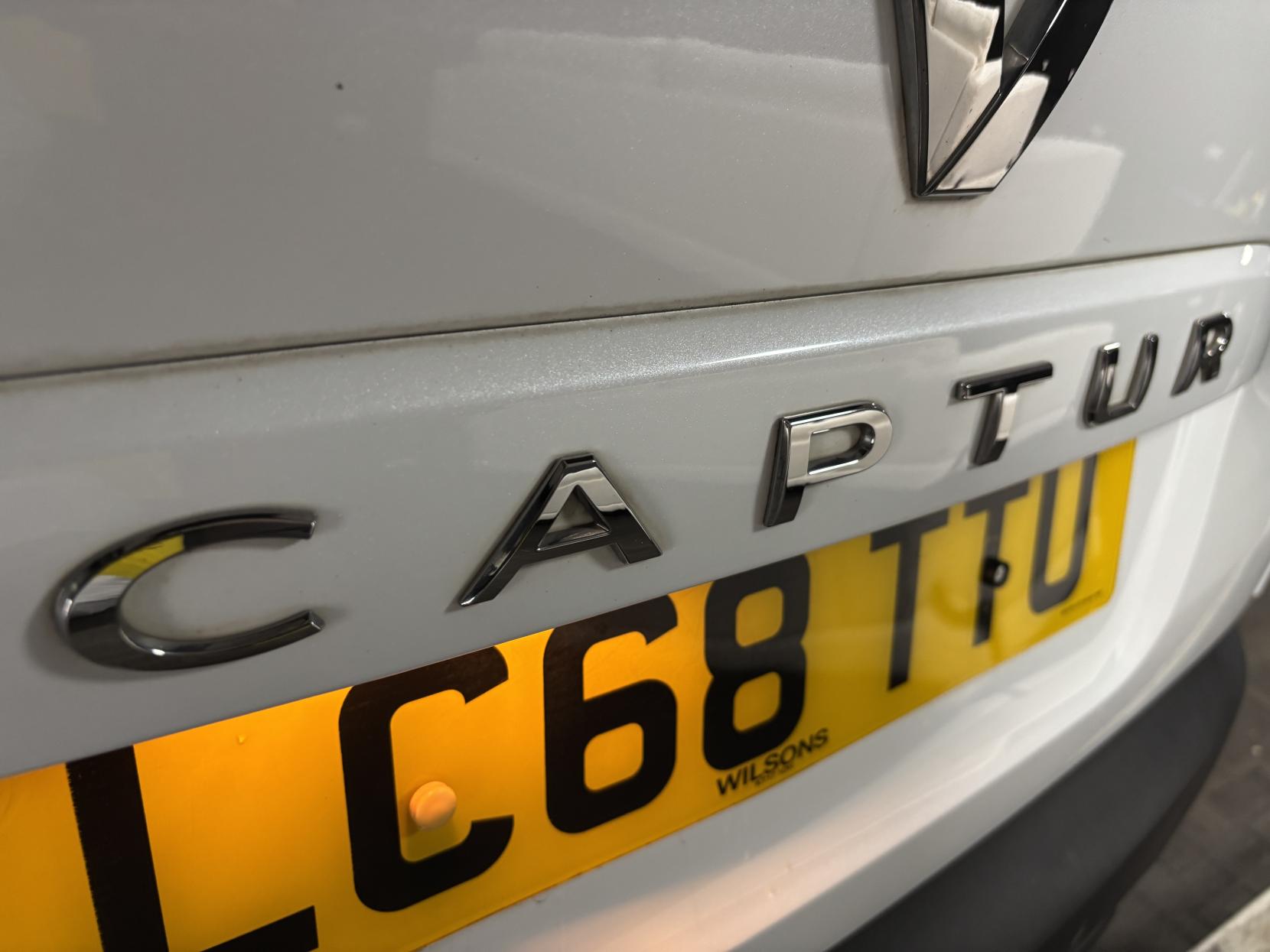 Renault Captur 0.9 TCe ENERGY Iconic SUV 5dr Petrol Manual Euro 6 (s/s) (90 ps)