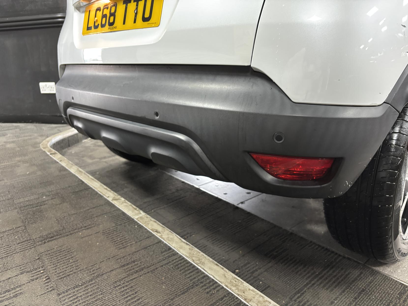 Renault Captur 0.9 TCe ENERGY Iconic SUV 5dr Petrol Manual Euro 6 (s/s) (90 ps)