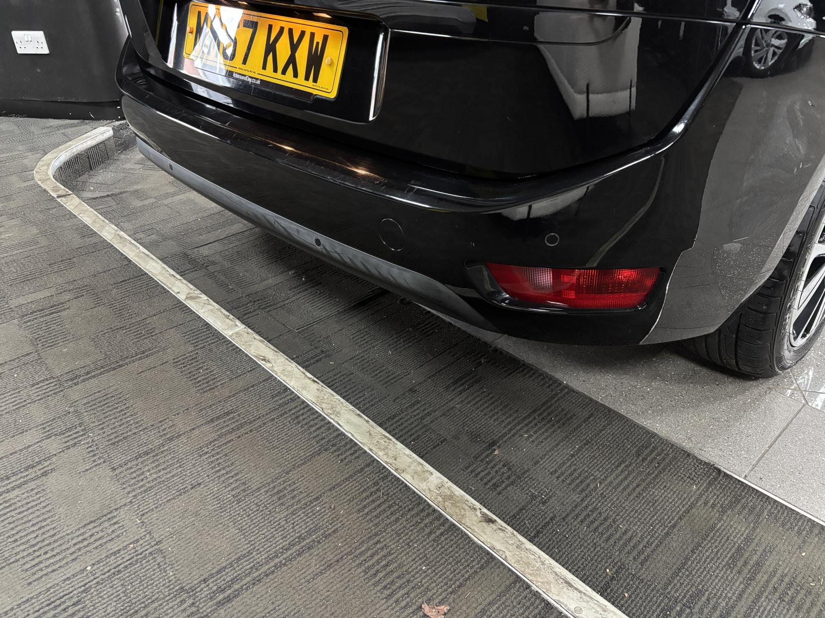 Citroen Grand C4 Picasso 1.6 BlueHDi Feel MPV 5dr Diesel EAT6 Euro 6 (s/s) (120 ps)