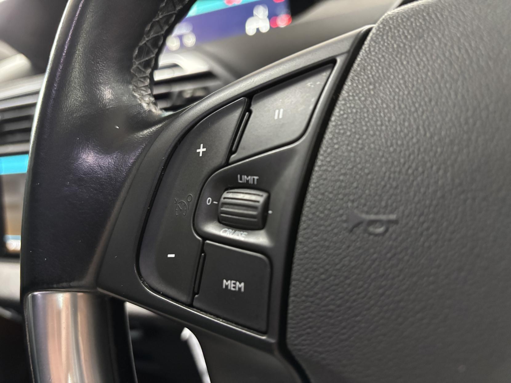 Citroen Grand C4 Picasso 1.6 BlueHDi Feel MPV 5dr Diesel EAT6 Euro 6 (s/s) (120 ps)