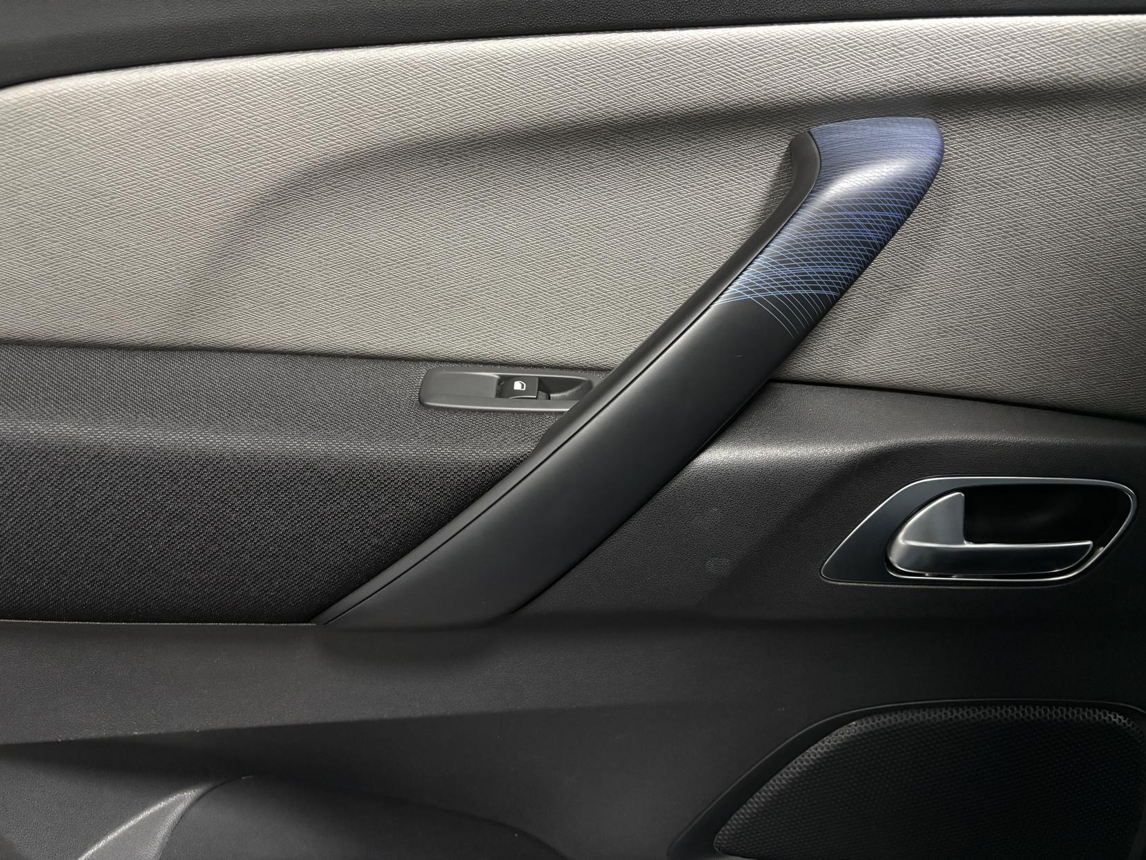 Citroen Grand C4 Picasso 1.6 BlueHDi Feel MPV 5dr Diesel EAT6 Euro 6 (s/s) (120 ps)