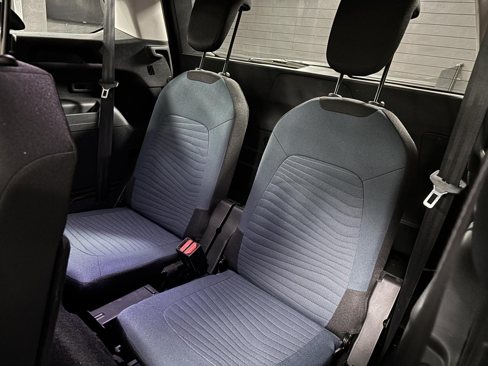 Citroen Grand C4 Picasso 1.6 BlueHDi Feel MPV 5dr Diesel EAT6 Euro 6 (s/s) (120 ps)