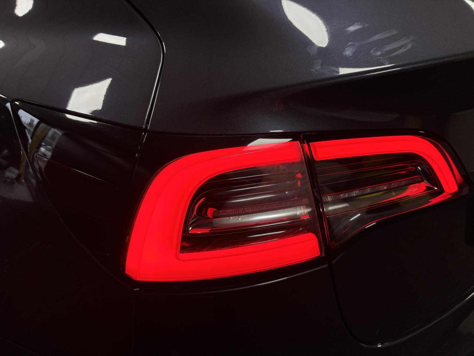 Tesla Model 3 Standard Range Plus Saloon 4dr Electric Auto RWD (241 bhp)