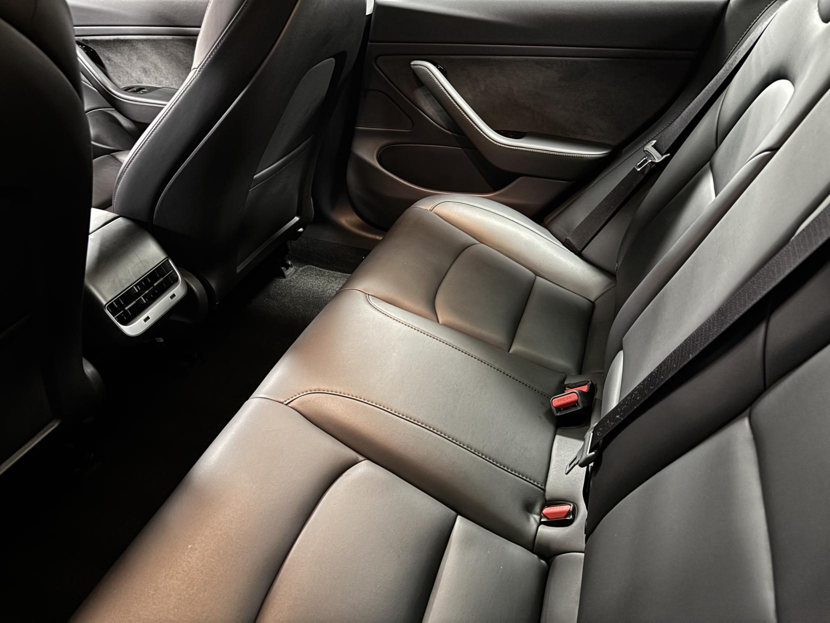 Tesla Model 3 Standard Range Plus Saloon 4dr Electric Auto RWD (241 bhp)