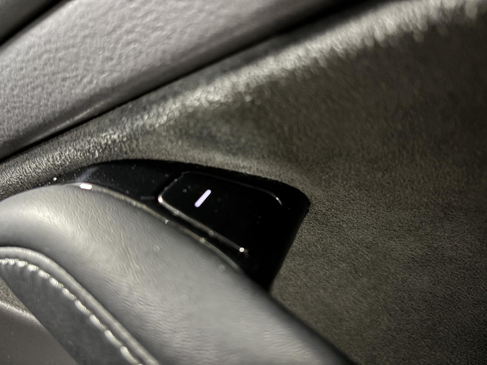 Tesla Model 3 Standard Range Plus Saloon 4dr Electric Auto RWD (241 bhp)