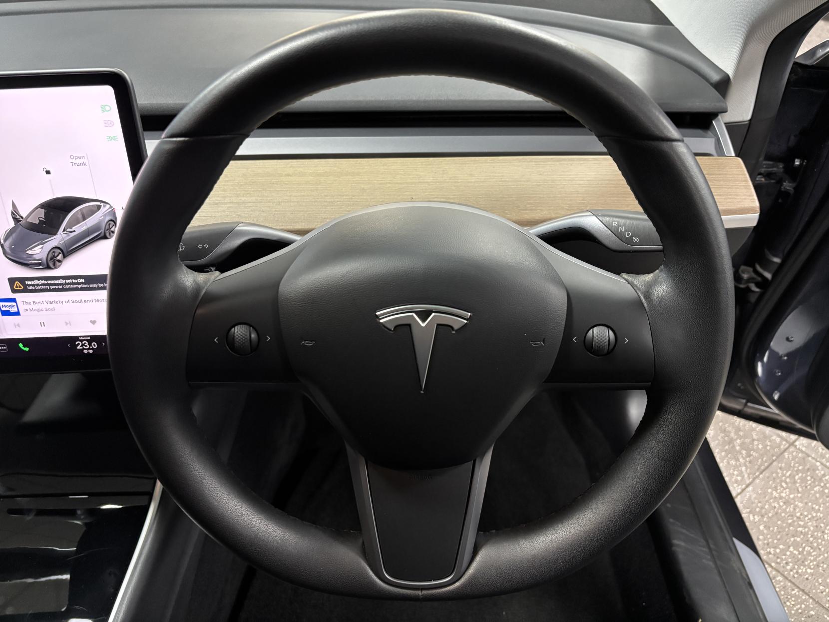 Tesla Model 3 Standard Range Plus Saloon 4dr Electric Auto RWD (241 bhp)
