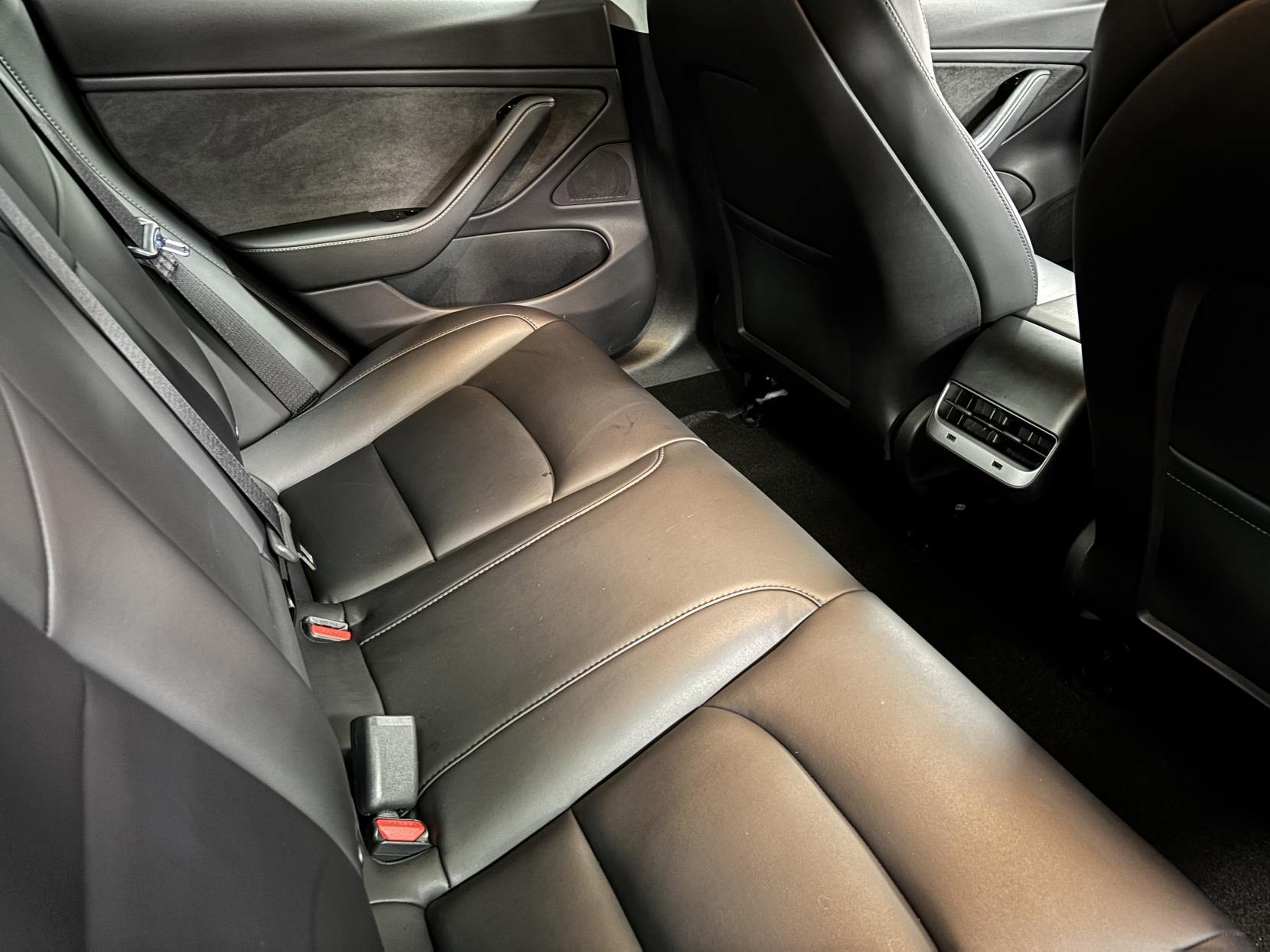 Tesla Model 3 Standard Range Plus Saloon 4dr Electric Auto RWD (241 bhp)