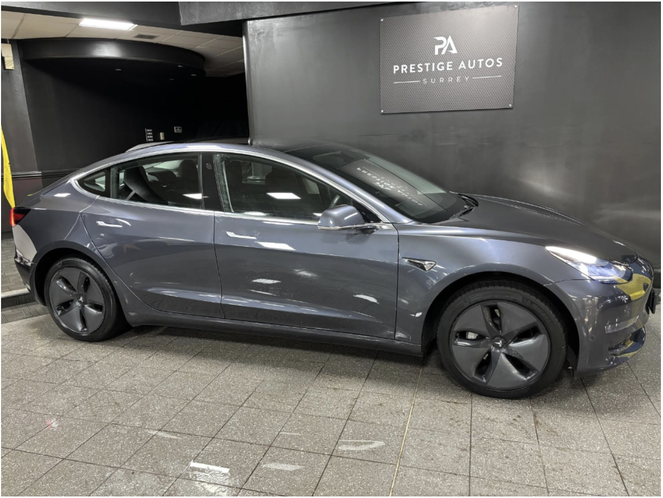 Tesla Model 3 Standard Range Plus Saloon 4dr Electric Auto RWD (241 bhp)