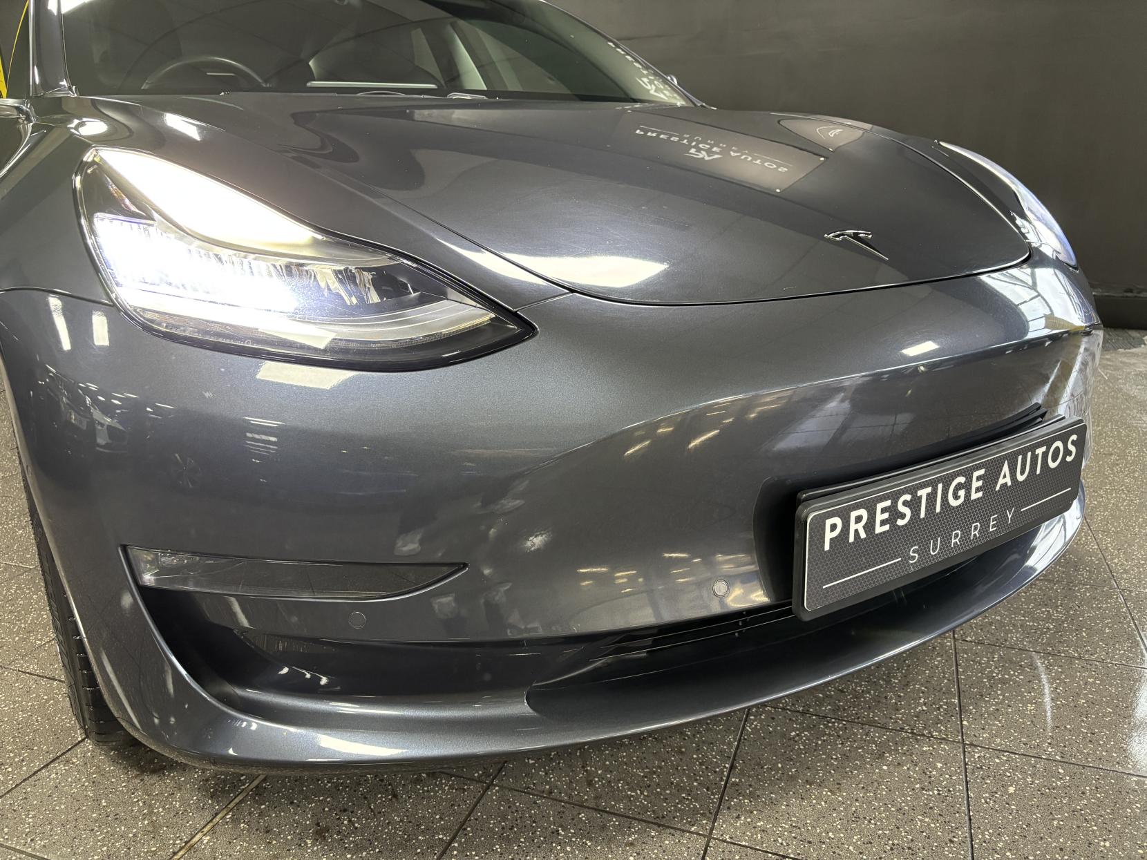 Tesla Model 3 Standard Range Plus Saloon 4dr Electric Auto RWD (241 bhp)