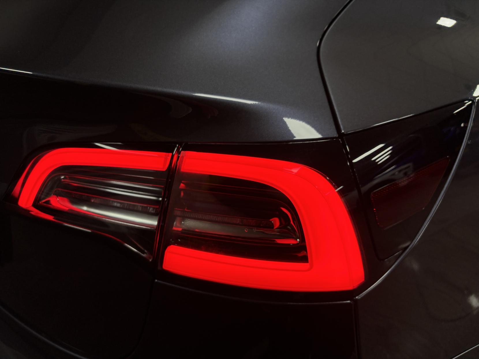 Tesla Model 3 Standard Range Plus Saloon 4dr Electric Auto RWD (241 bhp)