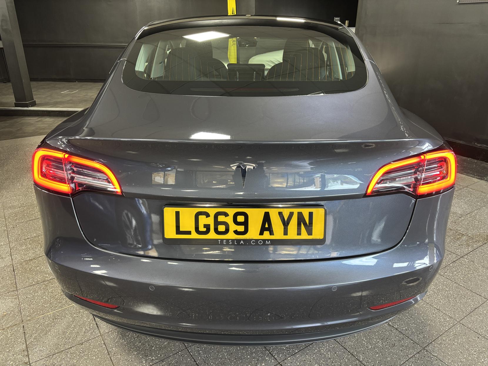 Tesla Model 3 Standard Range Plus Saloon 4dr Electric Auto RWD (241 bhp)