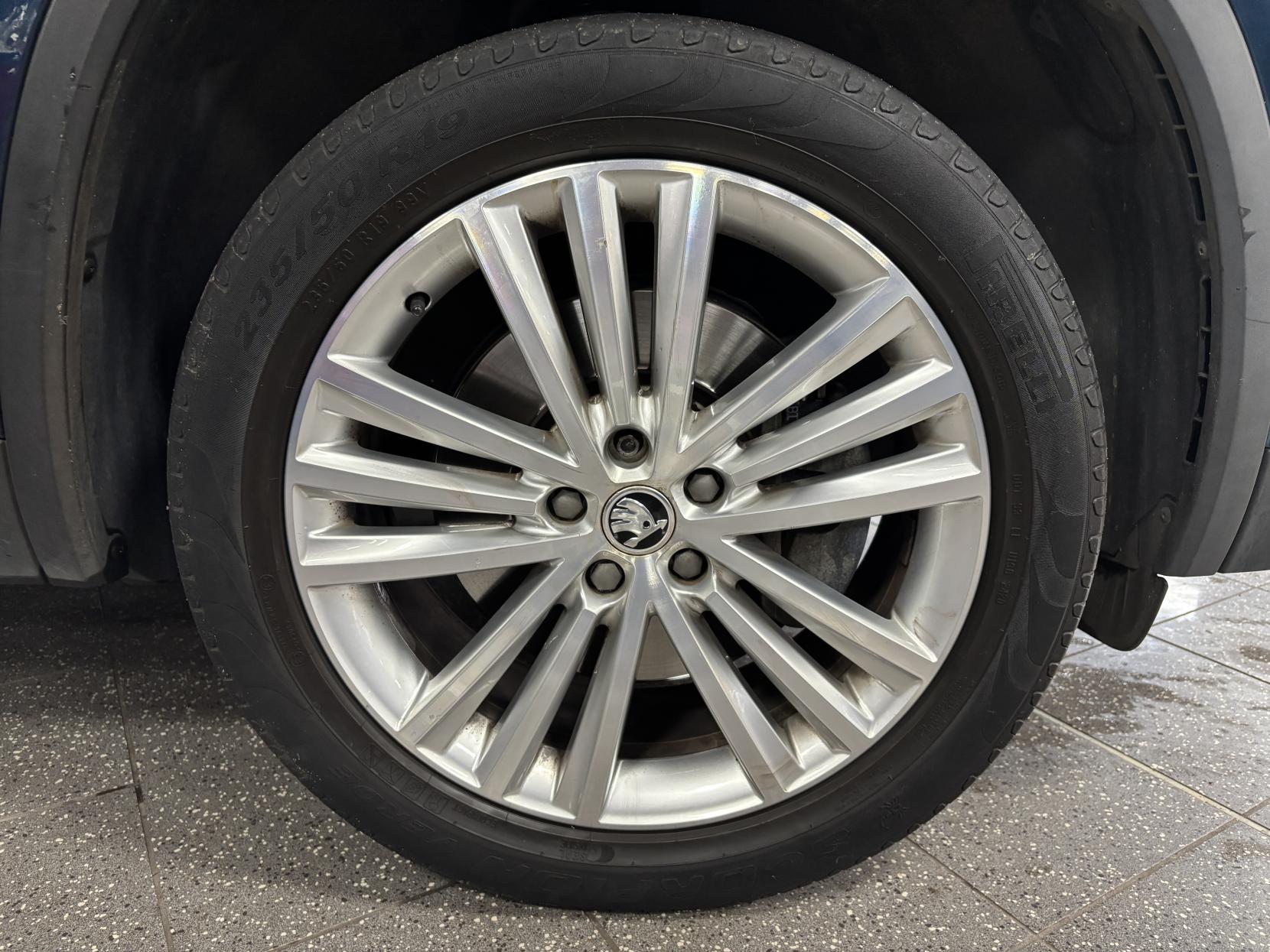 Skoda Kodiaq 2.0 TSI SE L SUV 5dr Petrol DSG 4WD Euro 6 (s/s) (7 Seat) (190 ps)