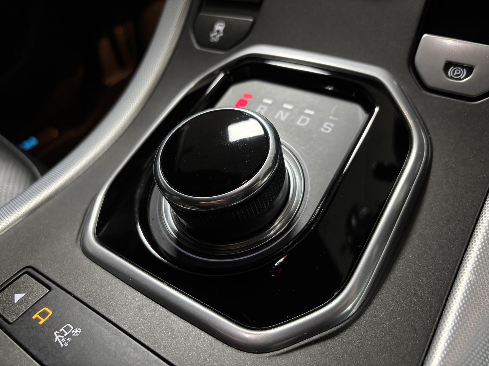 Land Rover Range Rover Evoque 2.0 TD4 HSE Dynamic SUV 5dr Diesel Auto 4WD Euro 6 (s/s) (180 ps)