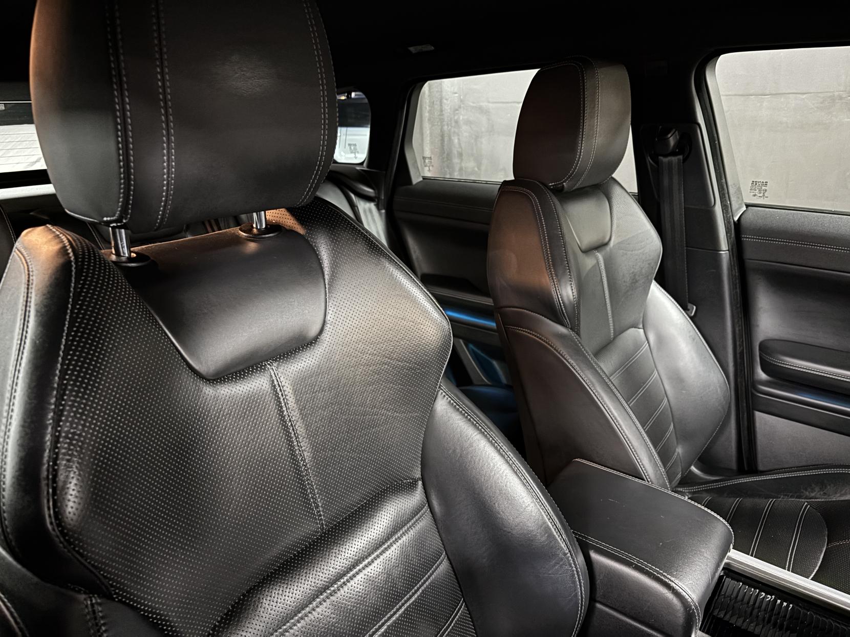 Land Rover Range Rover Evoque 2.0 TD4 HSE Dynamic SUV 5dr Diesel Auto 4WD Euro 6 (s/s) (180 ps)