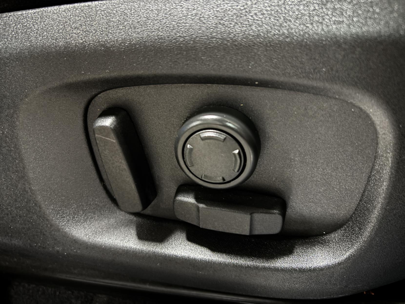 Land Rover Range Rover Evoque 2.0 TD4 HSE Dynamic SUV 5dr Diesel Auto 4WD Euro 6 (s/s) (180 ps)