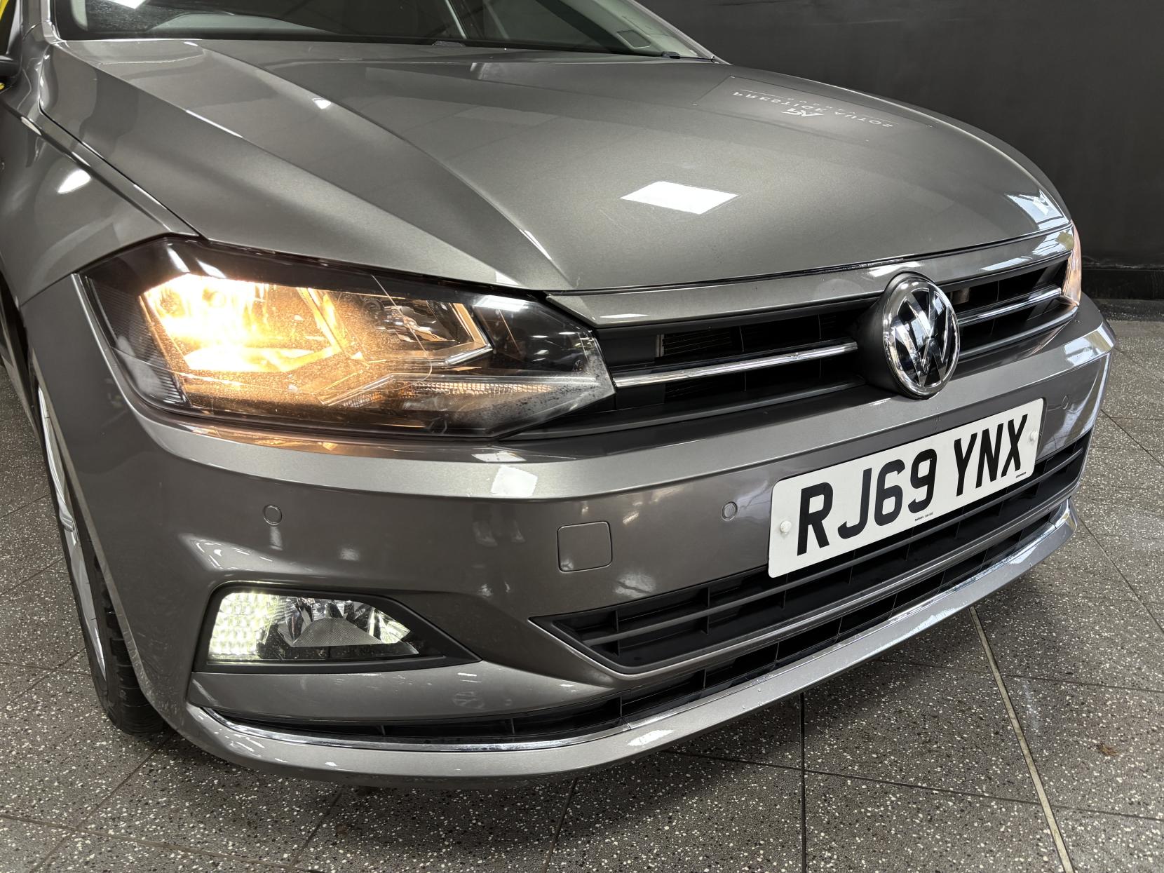 Volkswagen Polo 1.0 TSI GPF SEL Hatchback 5dr Petrol DSG Euro 6 (s/s) (115 ps)