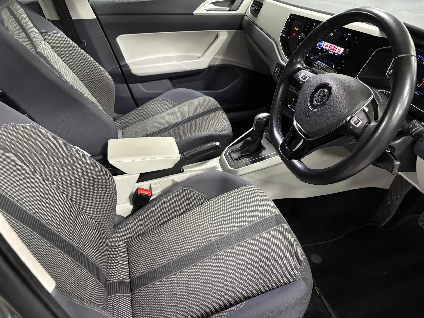 Volkswagen Polo 1.0 TSI GPF SEL Hatchback 5dr Petrol DSG Euro 6 (s/s) (115 ps)