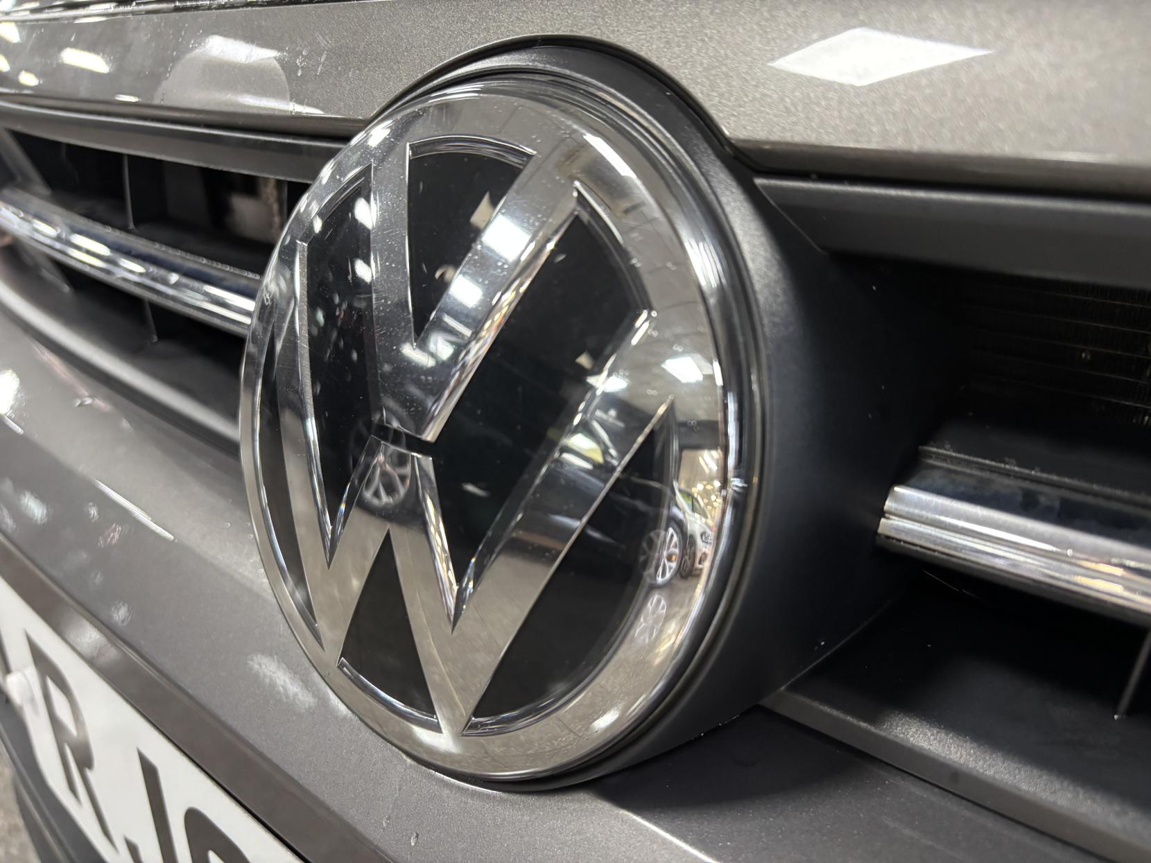 Volkswagen Polo 1.0 TSI GPF SEL Hatchback 5dr Petrol DSG Euro 6 (s/s) (115 ps)