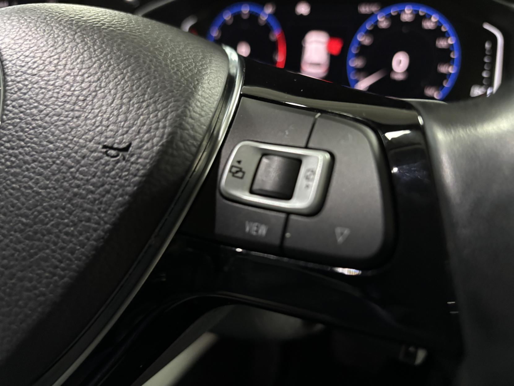 Volkswagen Polo 1.0 TSI GPF SEL Hatchback 5dr Petrol DSG Euro 6 (s/s) (115 ps)