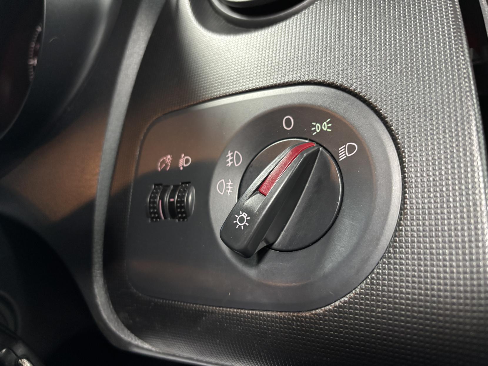 SEAT Ibiza 1.2 TSI FR Black Sport Coupe 3dr Petrol Manual Euro 5 (105 ps)