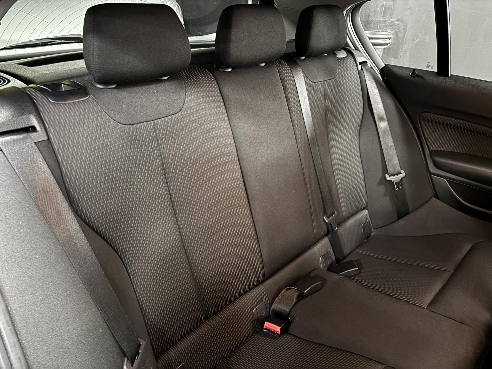 BMW 1 Series 1.5 116d SE Hatchback 5dr Diesel Auto Euro 6 (s/s) (116 ps)