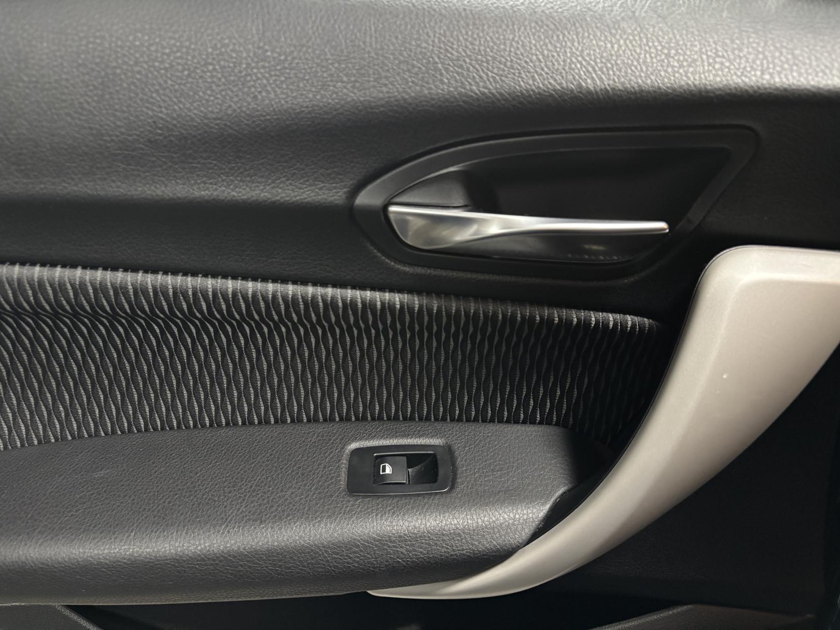 BMW 1 Series 1.5 116d SE Hatchback 5dr Diesel Auto Euro 6 (s/s) (116 ps)