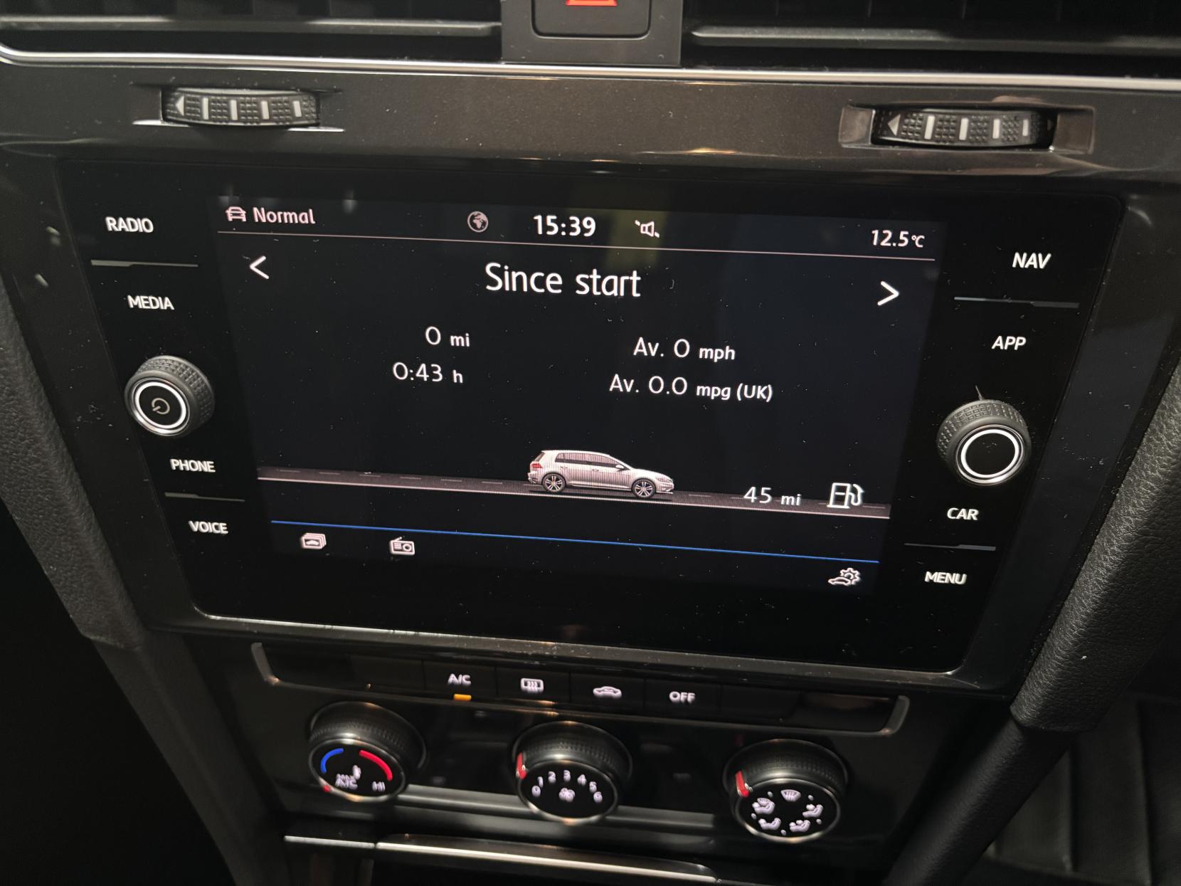 Volkswagen Golf 1.5 TSI EVO SE Nav Hatchback 5dr Petrol Manual Euro 6 (s/s) (130 ps)