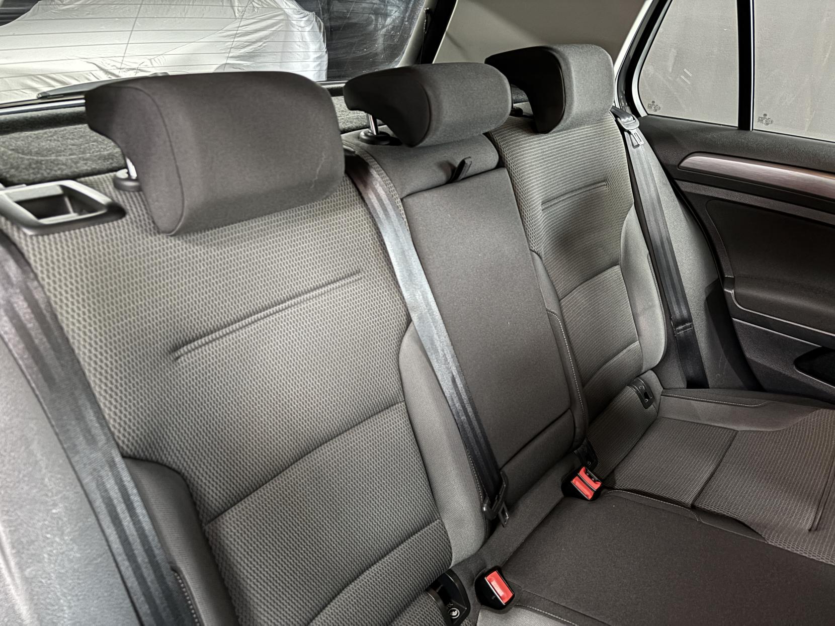 Volkswagen Golf 1.5 TSI EVO SE Nav Hatchback 5dr Petrol Manual Euro 6 (s/s) (130 ps)