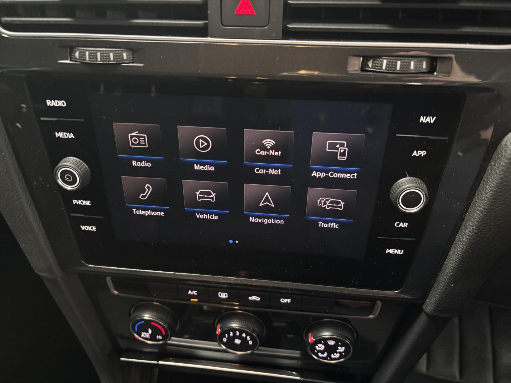 Volkswagen Golf 1.5 TSI EVO SE Nav Hatchback 5dr Petrol Manual Euro 6 (s/s) (130 ps)