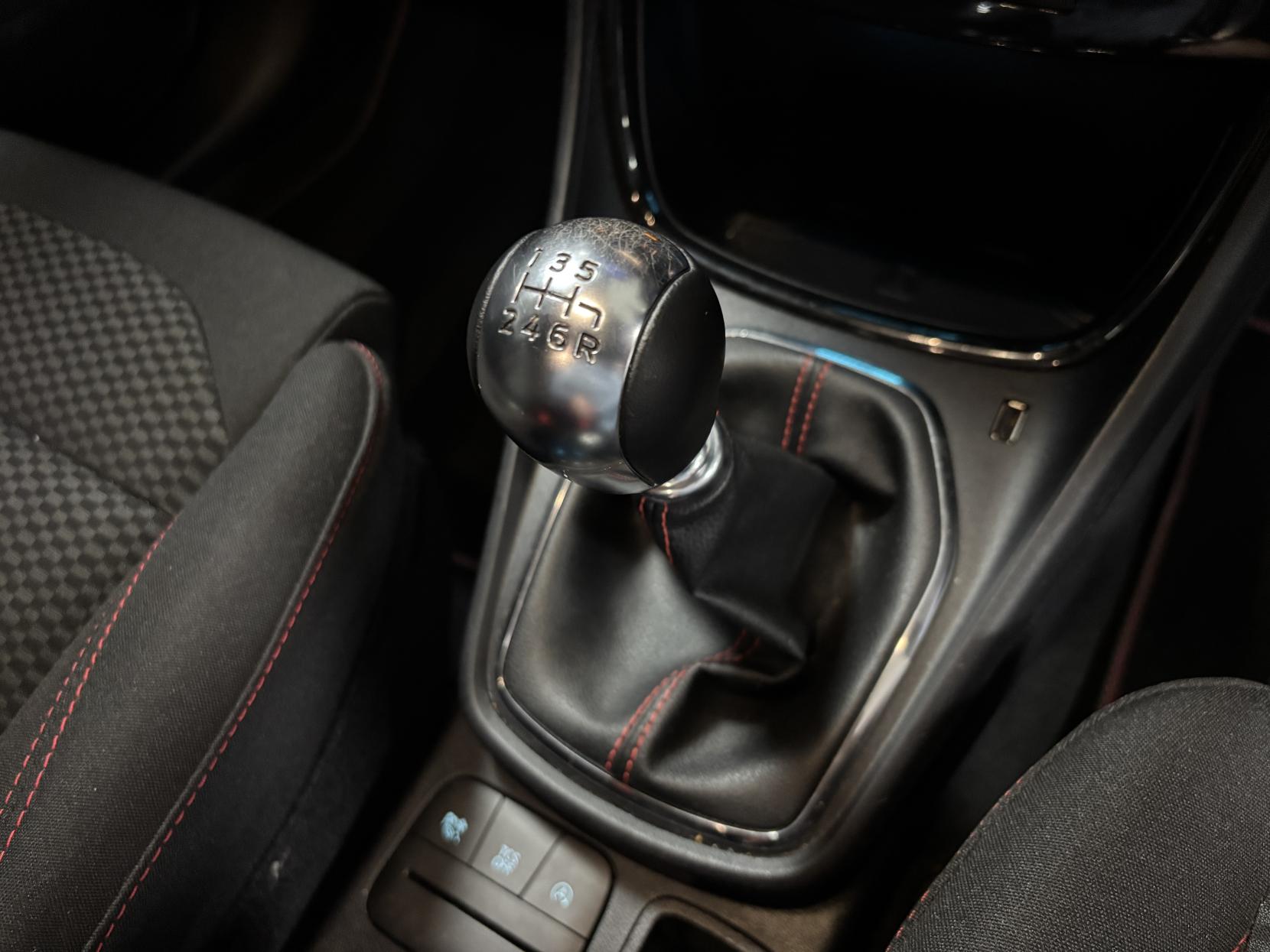 Ford Puma 1.0T EcoBoost MHEV ST-Line SUV 5dr Petrol Hybrid Manual Euro 6 (s/s) (125 ps)