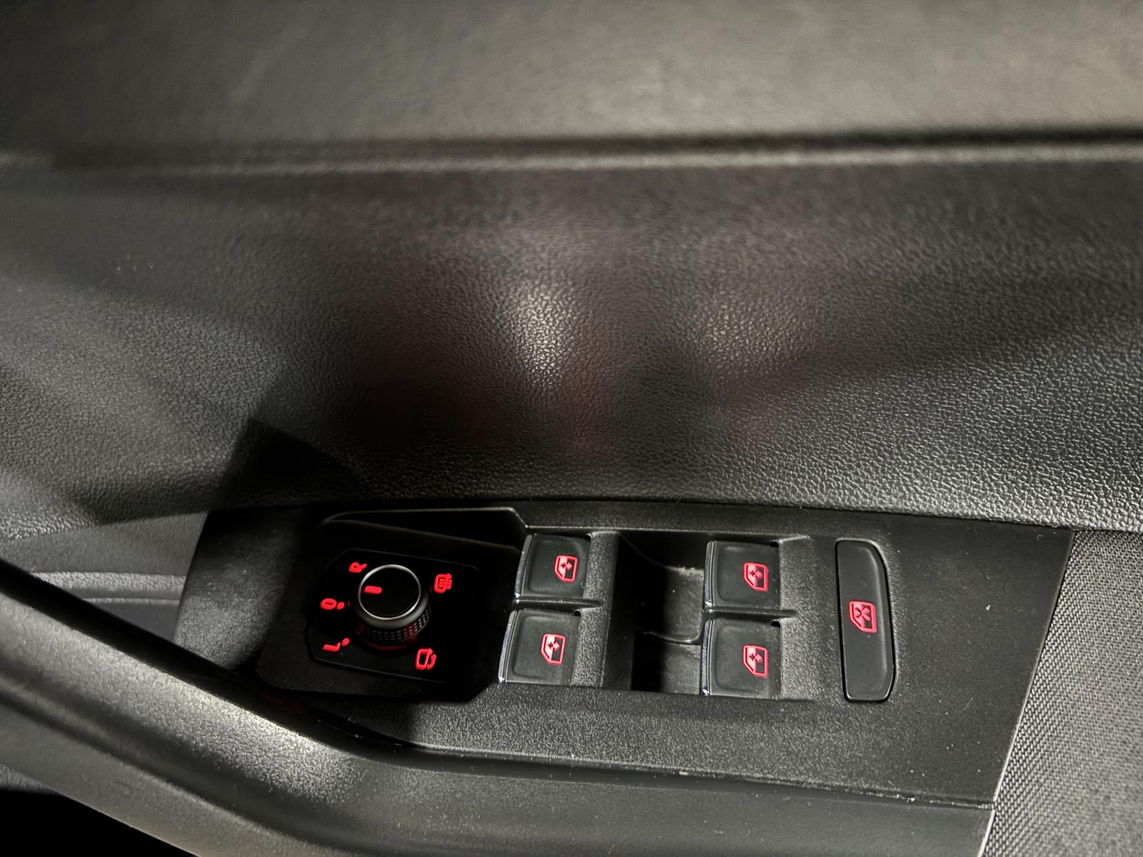 Volkswagen Polo 1.0 TSI Active Hatchback 5dr Petrol DSG Euro 6 (s/s) (95 ps)