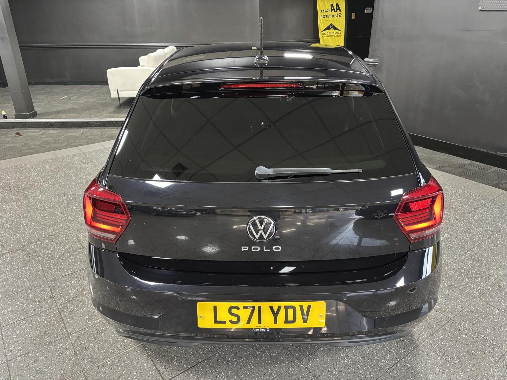 Volkswagen Polo 1.0 TSI Active Hatchback 5dr Petrol DSG Euro 6 (s/s) (95 ps)