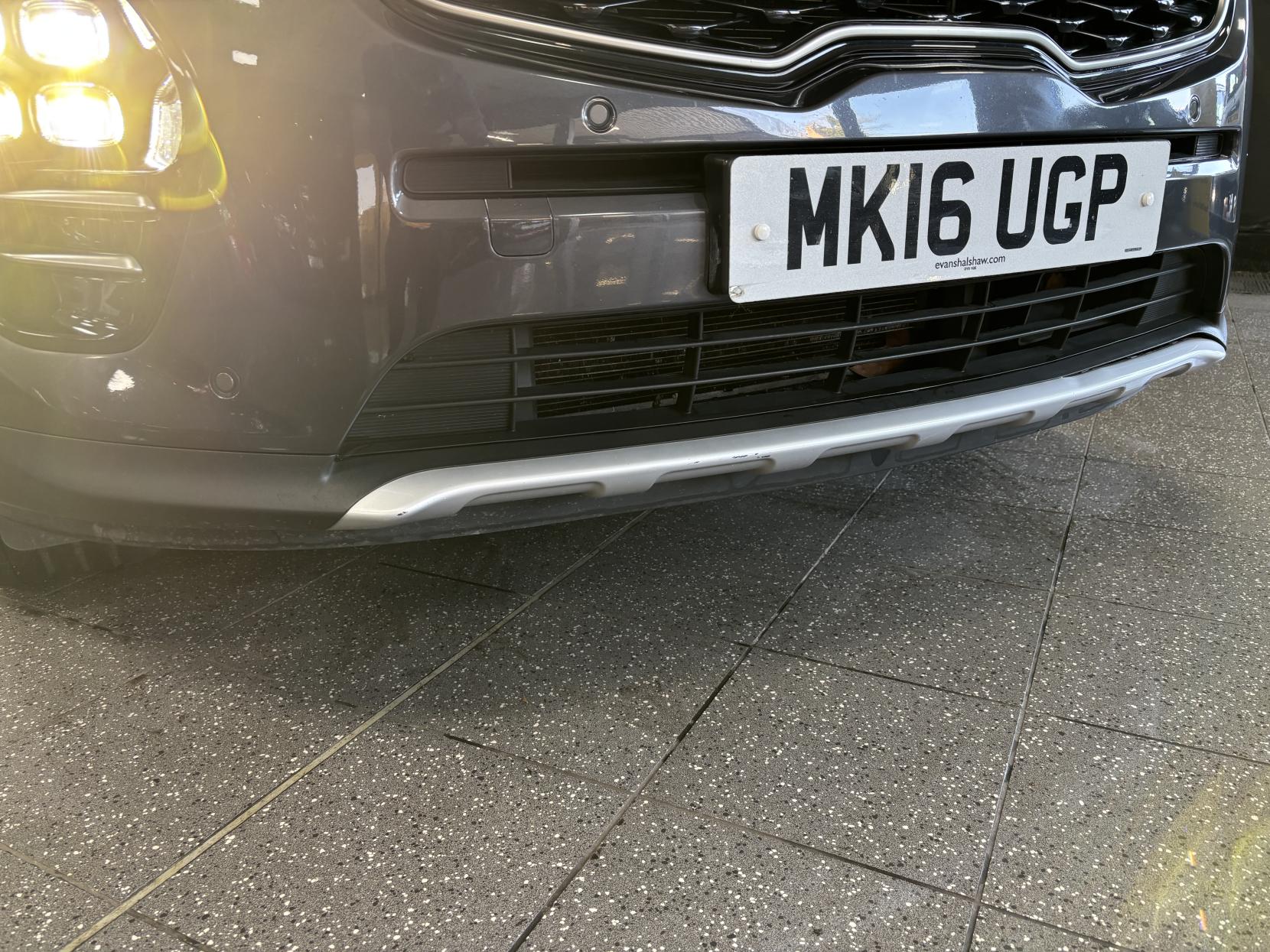 Kia Sportage 1.6 T-GDi GT-Line SUV 5dr Petrol DCT AWD Euro 6 (174 bhp)