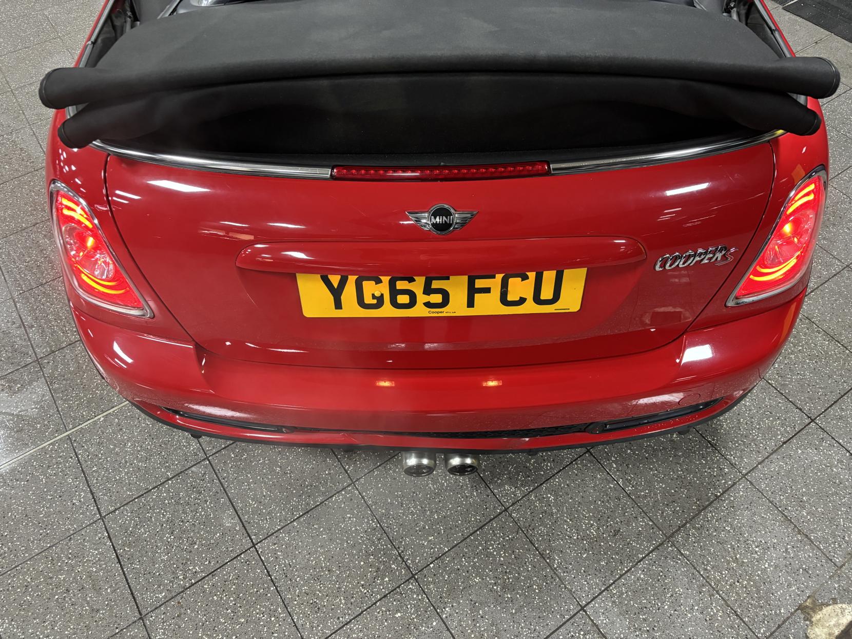 MINI Convertible 1.6 Cooper S Convertible 2dr Petrol Manual Euro 5 (s/s) (184 ps)