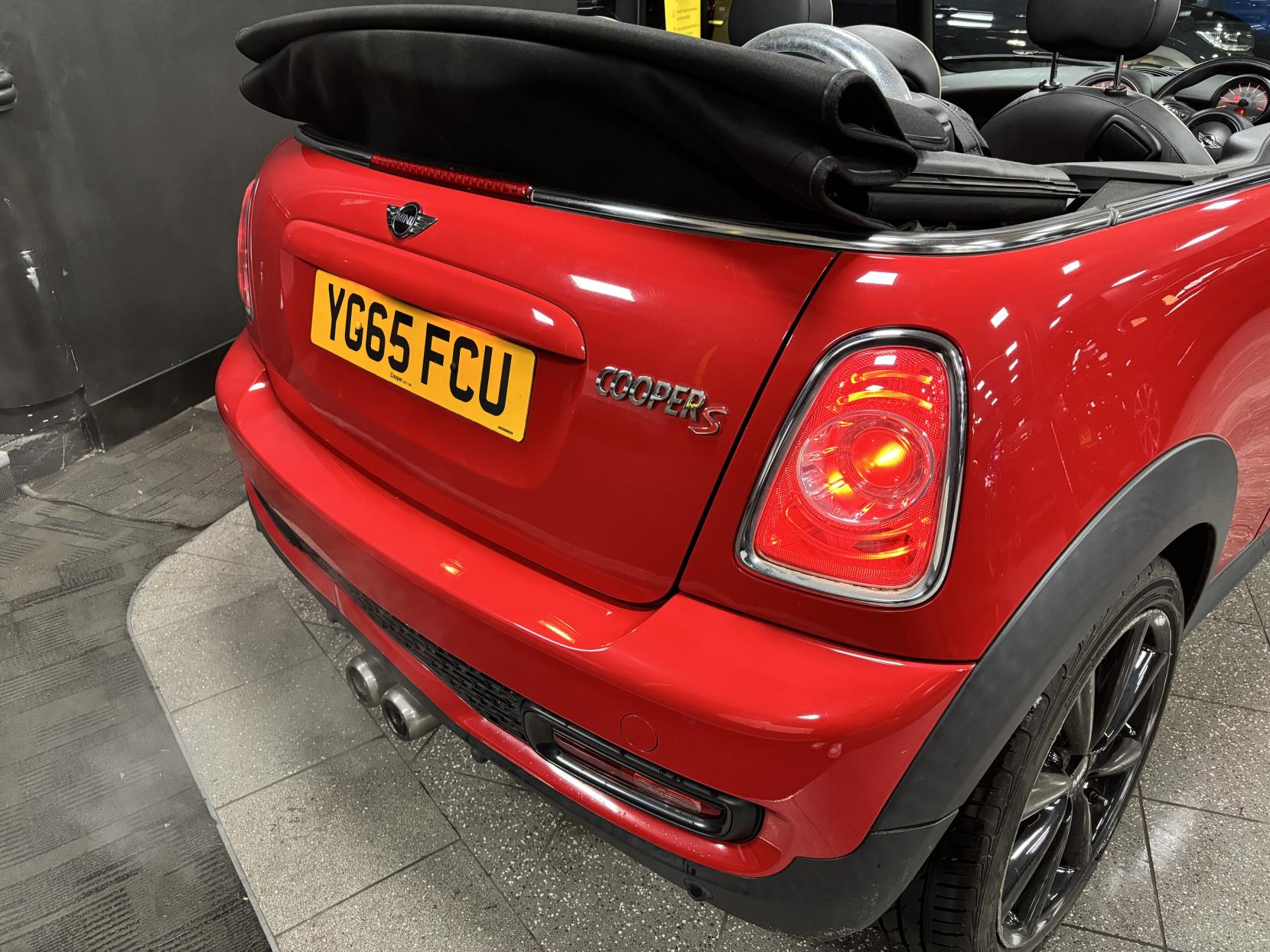 MINI Convertible 1.6 Cooper S Convertible 2dr Petrol Manual Euro 5 (s/s) (184 ps)