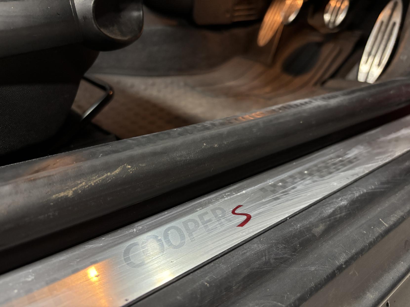 MINI Convertible 1.6 Cooper S Convertible 2dr Petrol Manual Euro 5 (s/s) (184 ps)