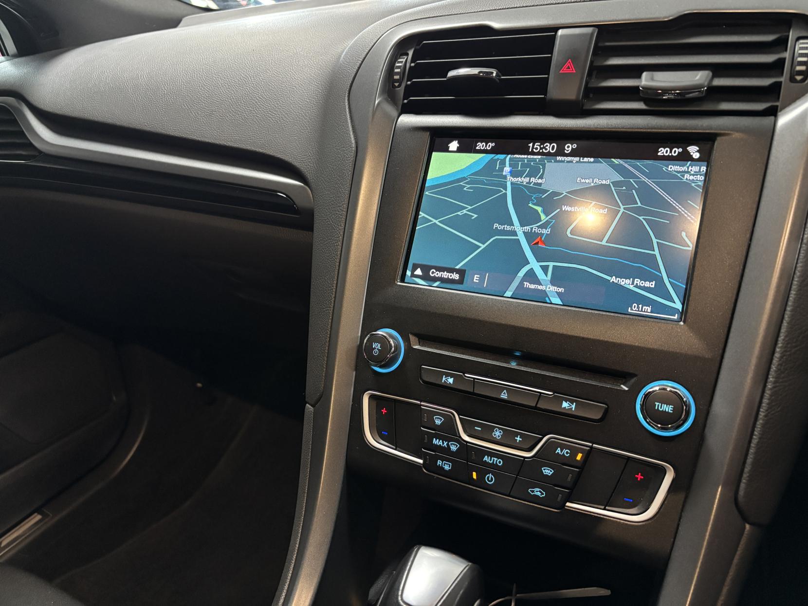 Ford Mondeo 2.0 TDCi ST-Line Hatchback 5dr Diesel Powershift Euro 6 (s/s) (180 ps)