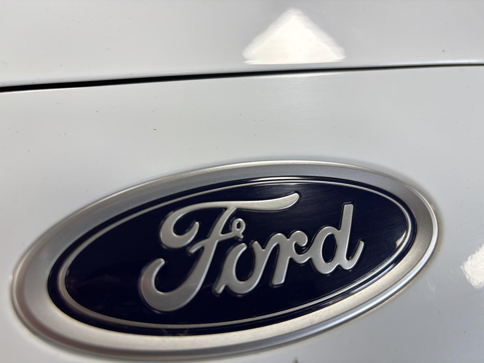 Ford Mondeo 2.0 TDCi ST-Line Hatchback 5dr Diesel Powershift Euro 6 (s/s) (180 ps)