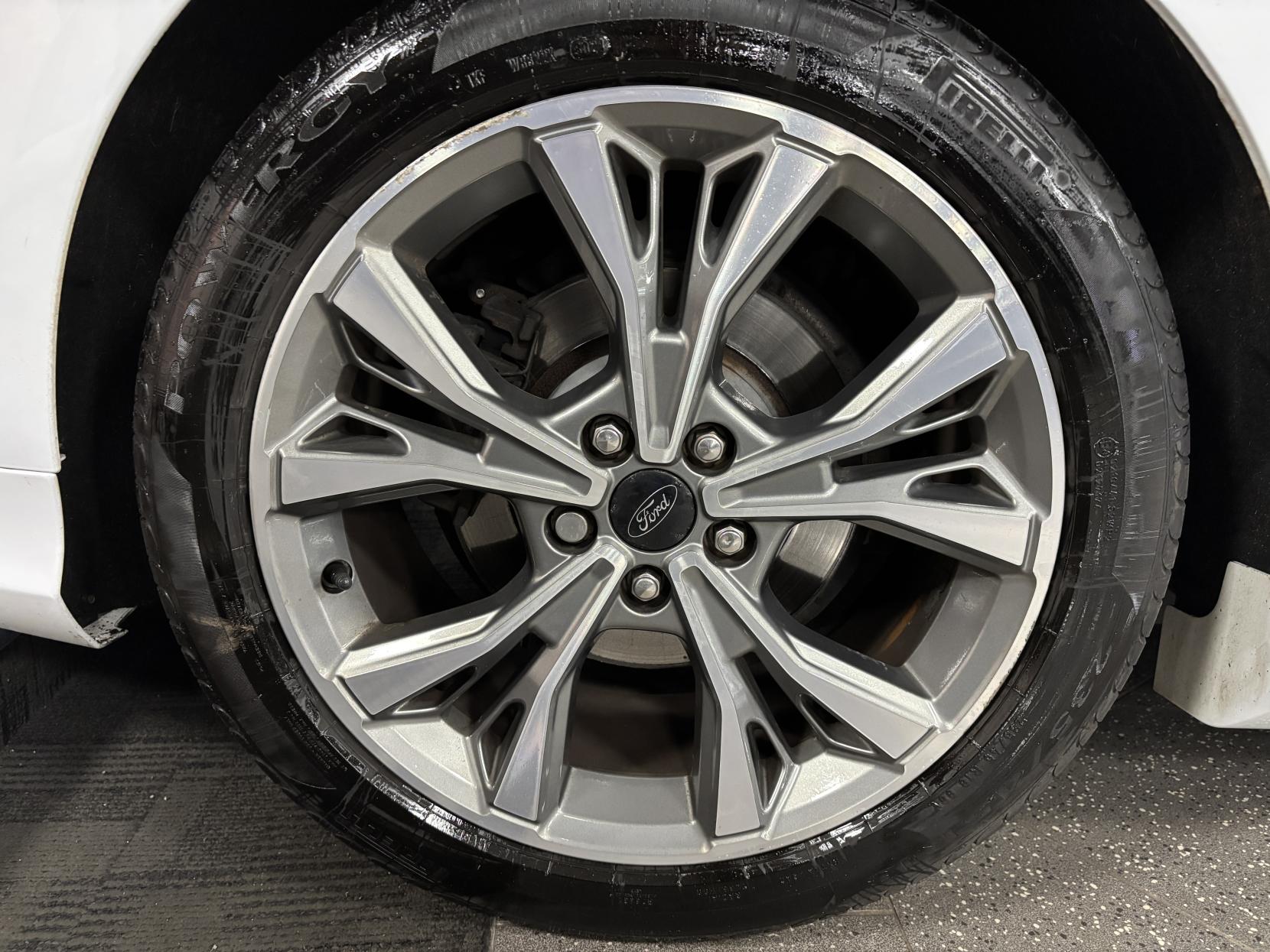 Ford Mondeo 2.0 TDCi ST-Line Hatchback 5dr Diesel Powershift Euro 6 (s/s) (180 ps)