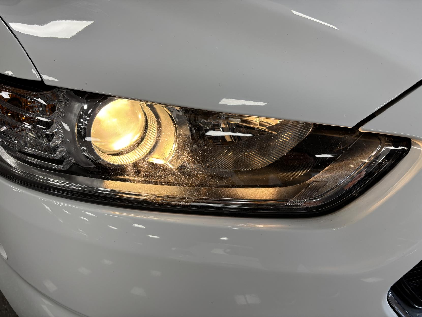 Ford Mondeo 2.0 TDCi ST-Line Hatchback 5dr Diesel Powershift Euro 6 (s/s) (180 ps)