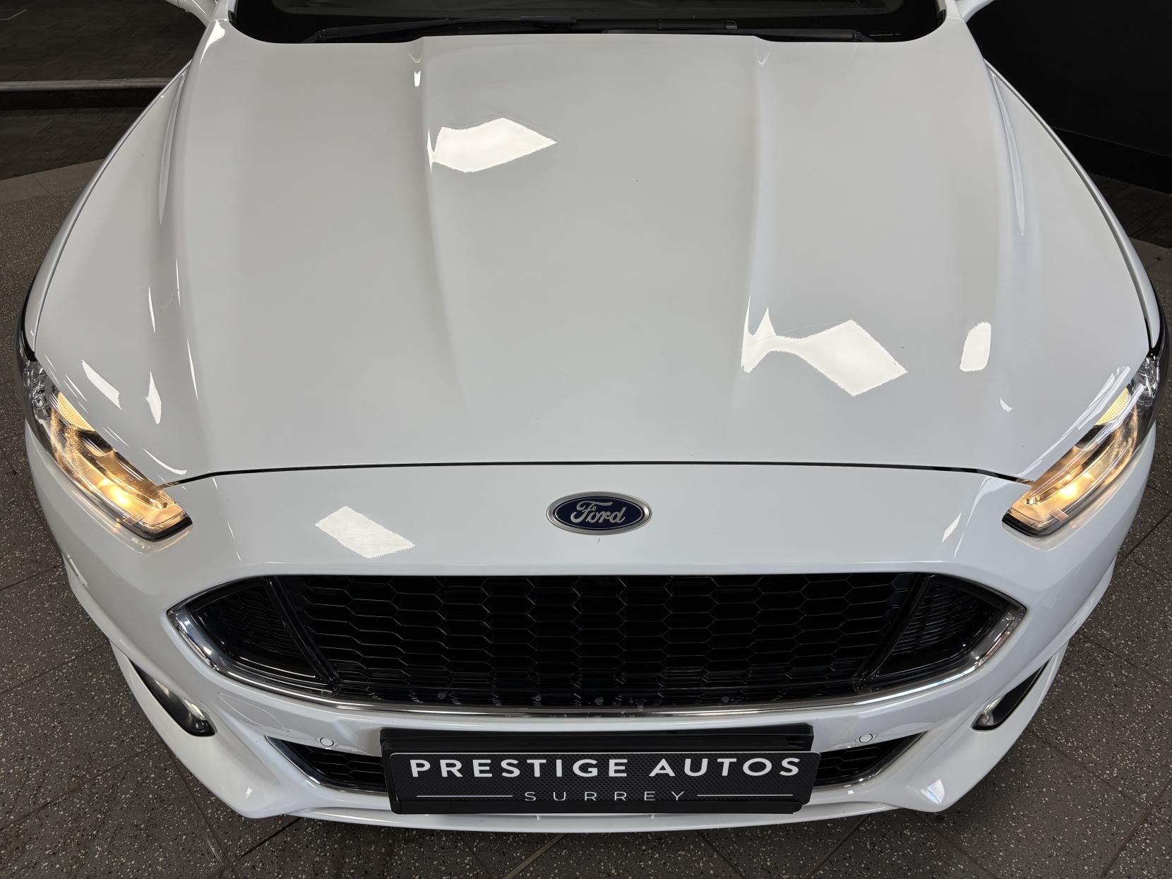 Ford Mondeo 2.0 TDCi ST-Line Hatchback 5dr Diesel Powershift Euro 6 (s/s) (180 ps)