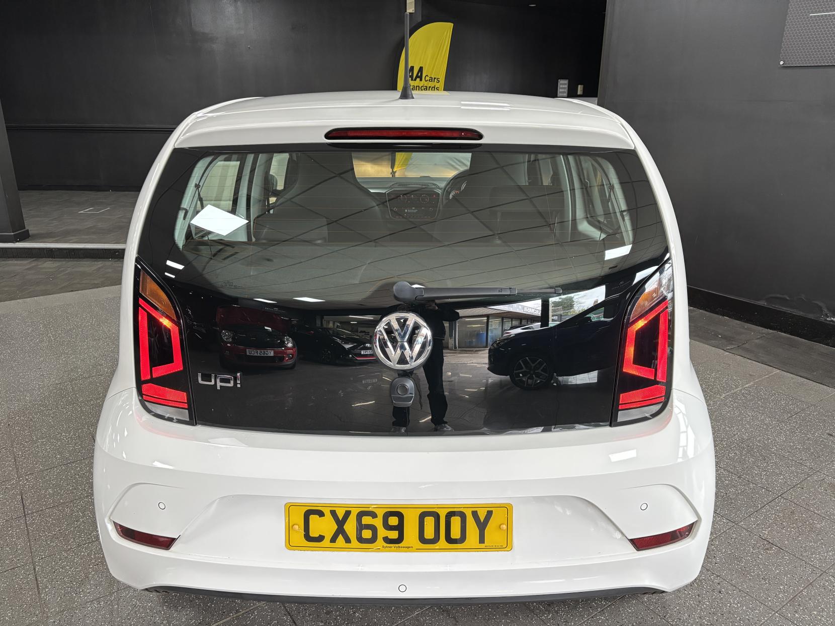 Volkswagen up! 1.0 Move up! Hatchback 5dr Petrol Manual Euro 6 (s/s) (60 ps)